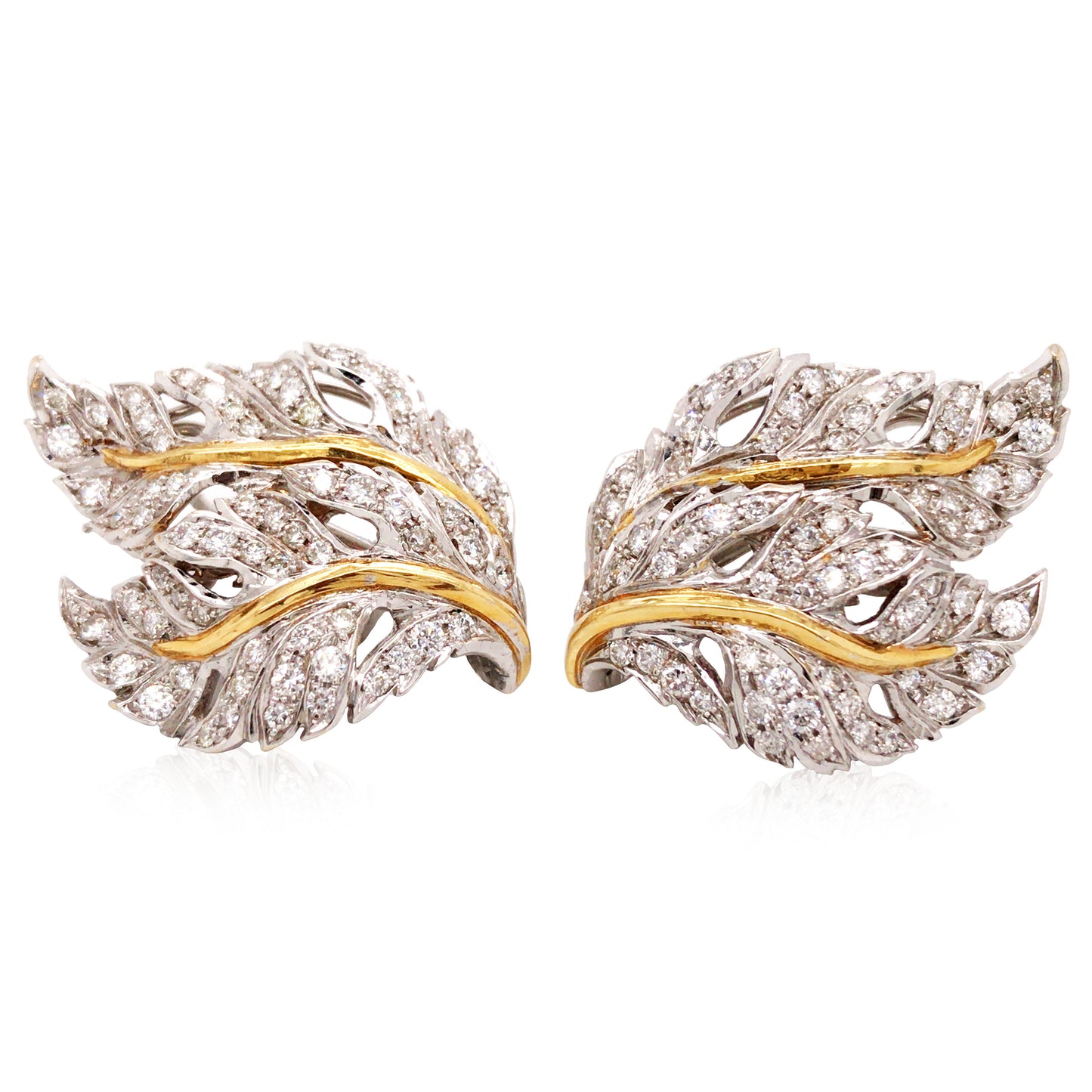 Buccellati, 18K Gold Diamond Leaf Earrings