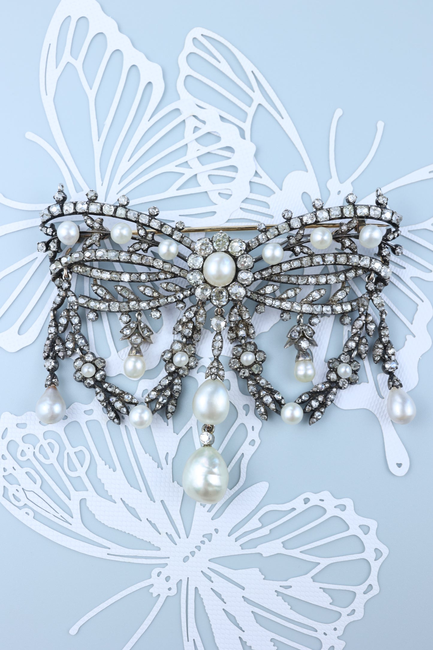 Silver-top 18K Gold Diamond Natural Pearl Brooch, GIA