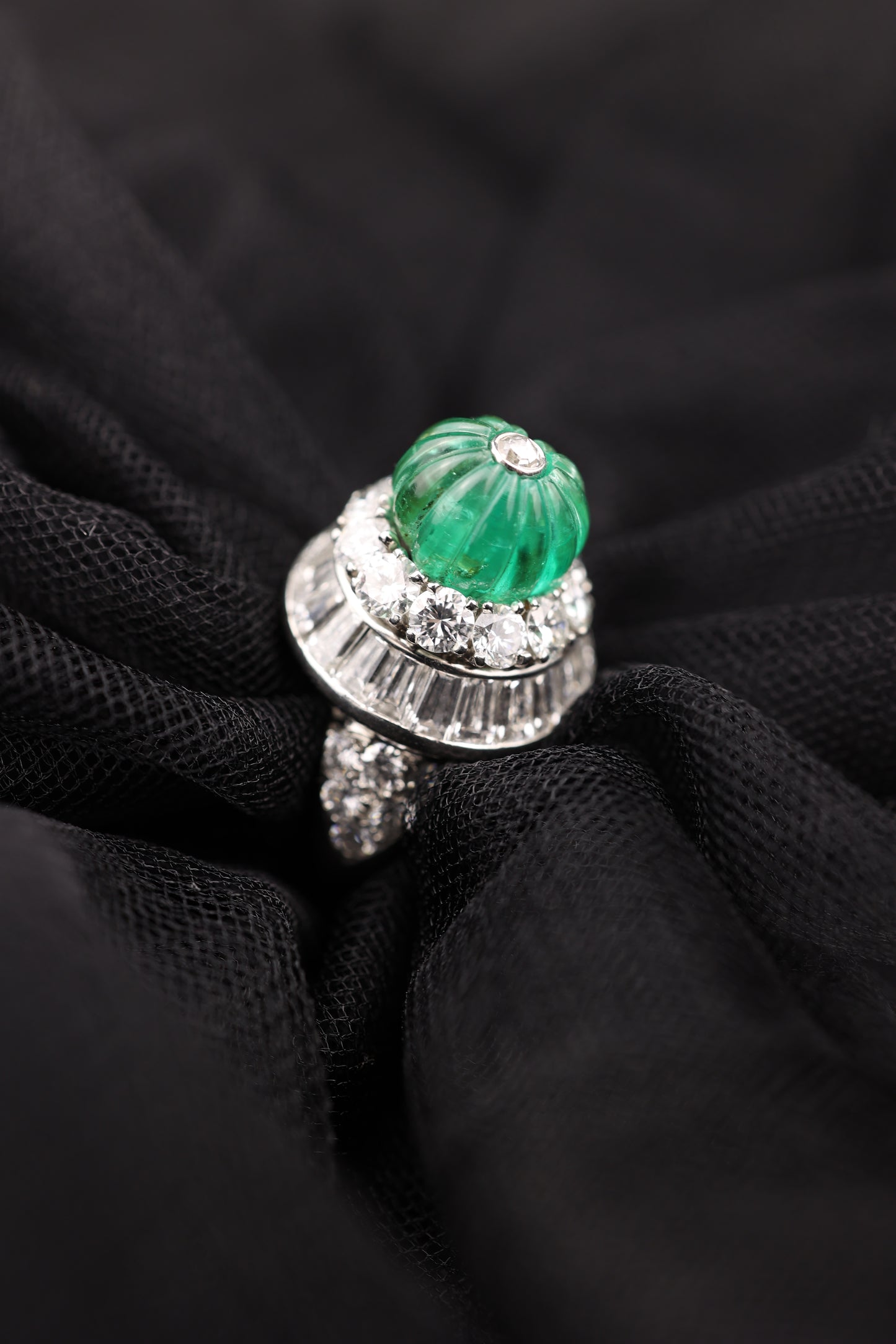 David Webb, Platinum 18K Gold Emerald Diamond Ring, Certificate