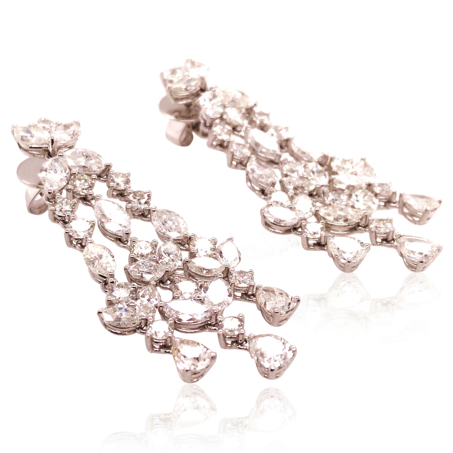 18K Gold Diamond Earrings