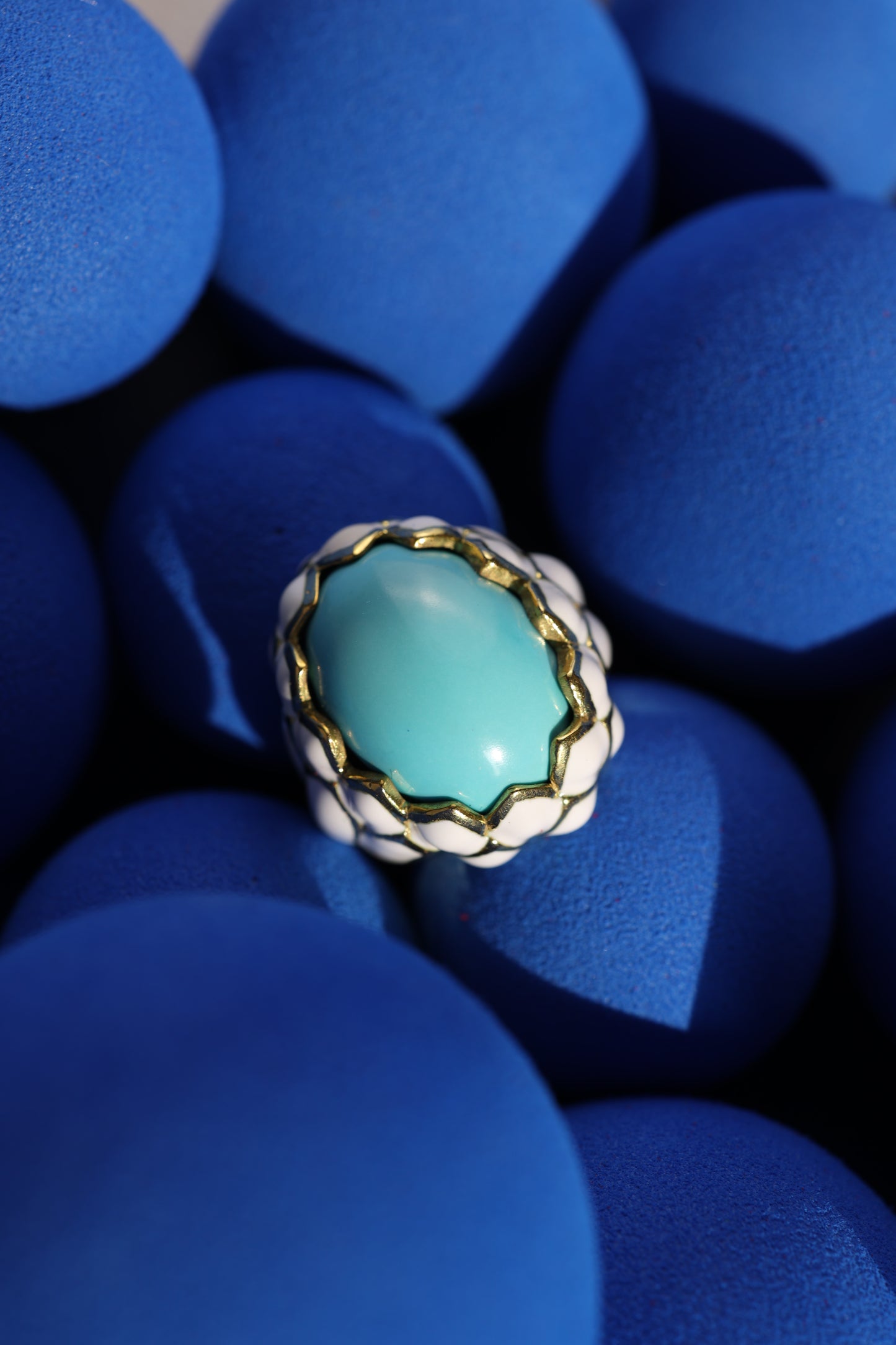 David Webb, 18K Gold Turquoise Enamel Ring