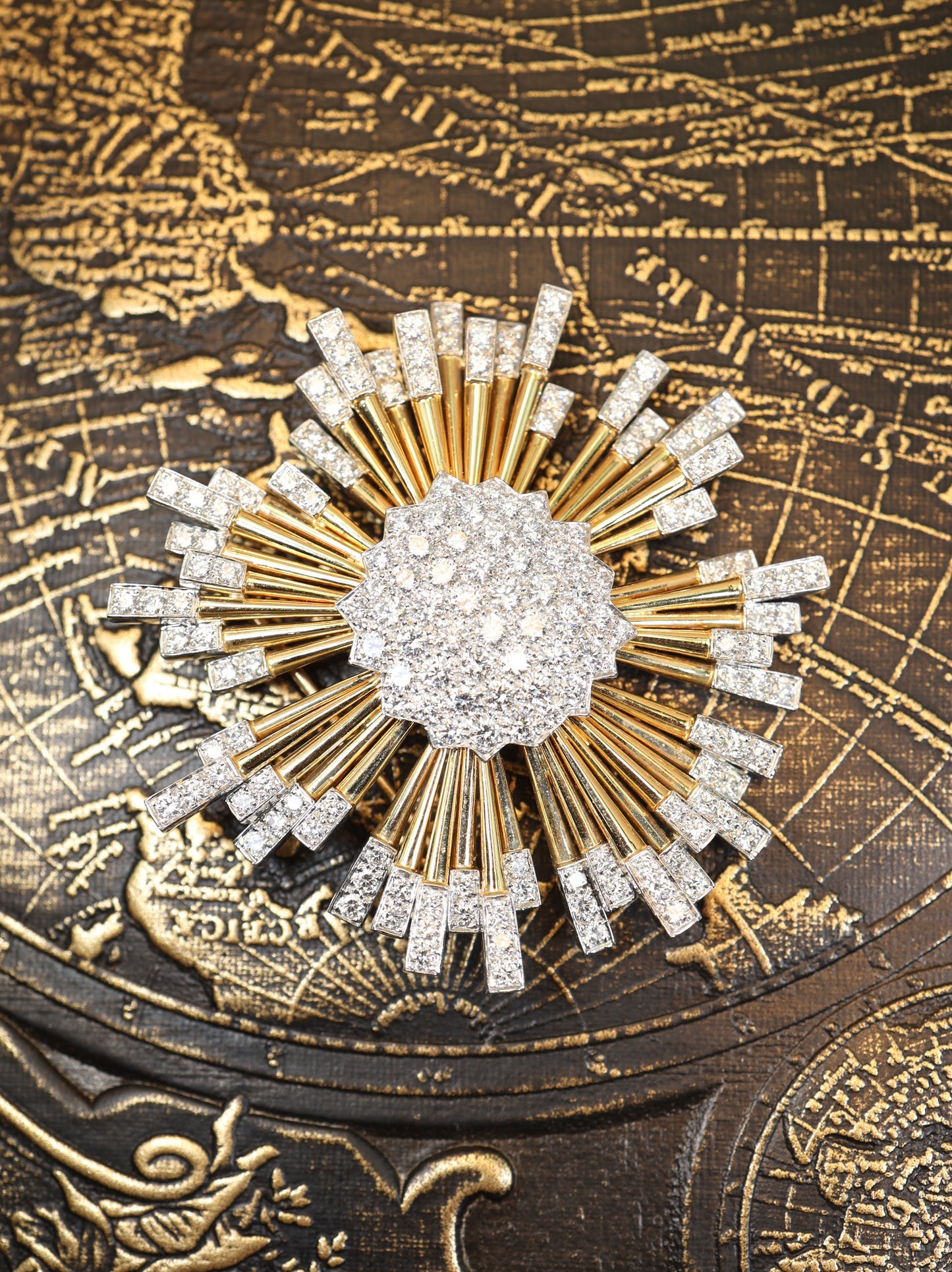 Oscar Heyman, Platinum 18K Gold Diamond Brooch