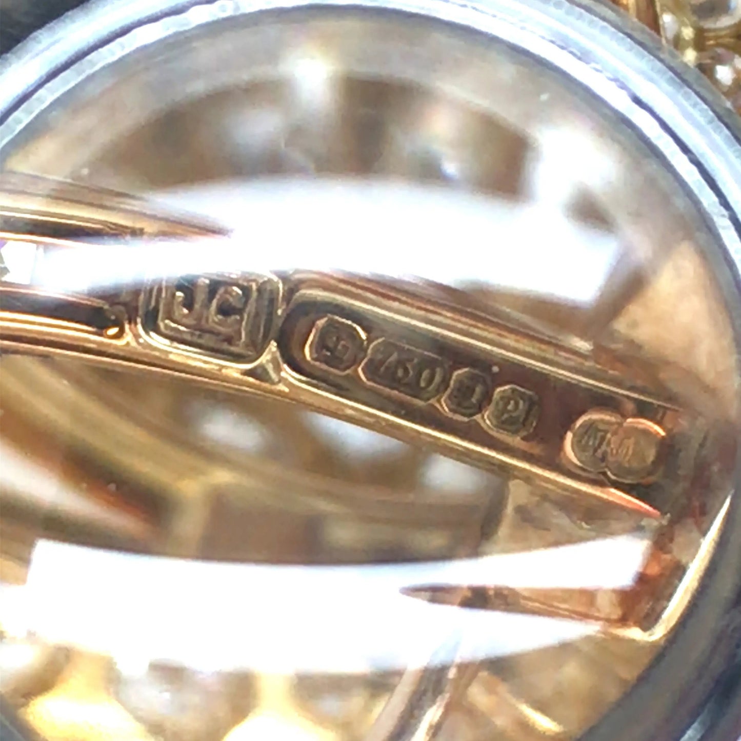 Cartier, 18K Gold Diamond Flower Brooch Cartier