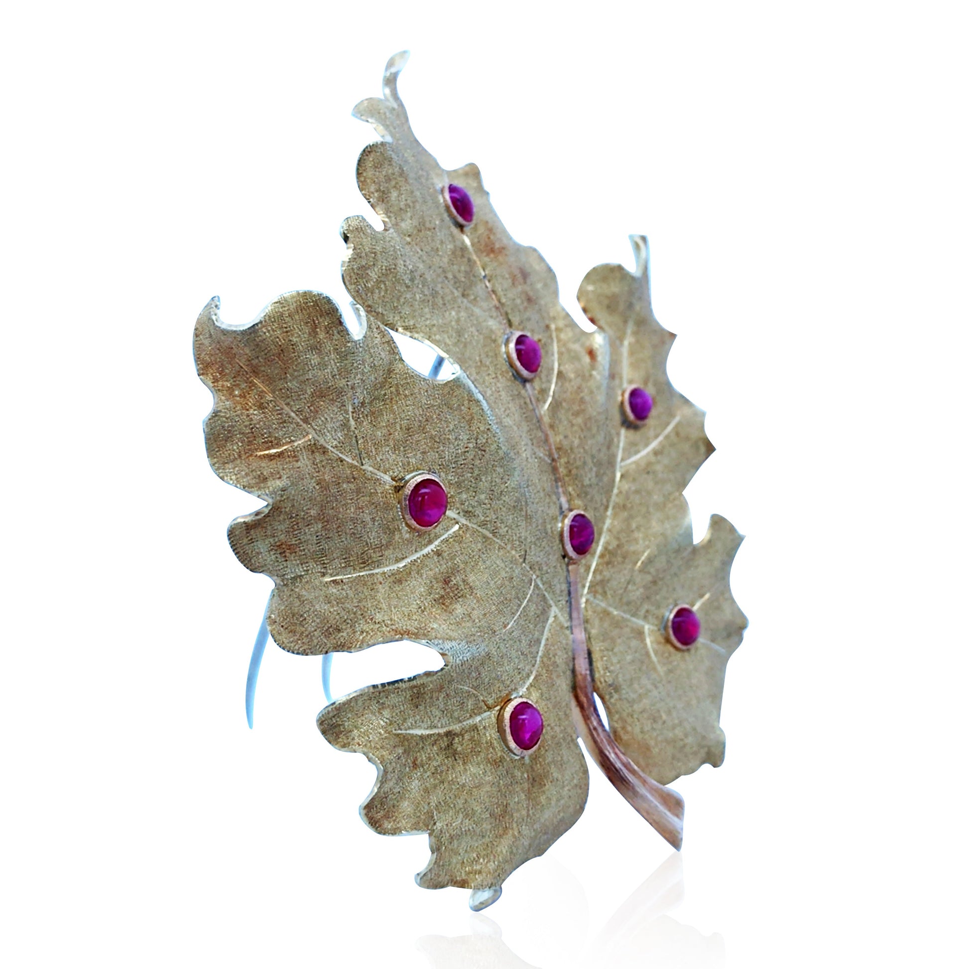 Buccellati, 18K Gold Ruby Leaf Brooch Buccellati