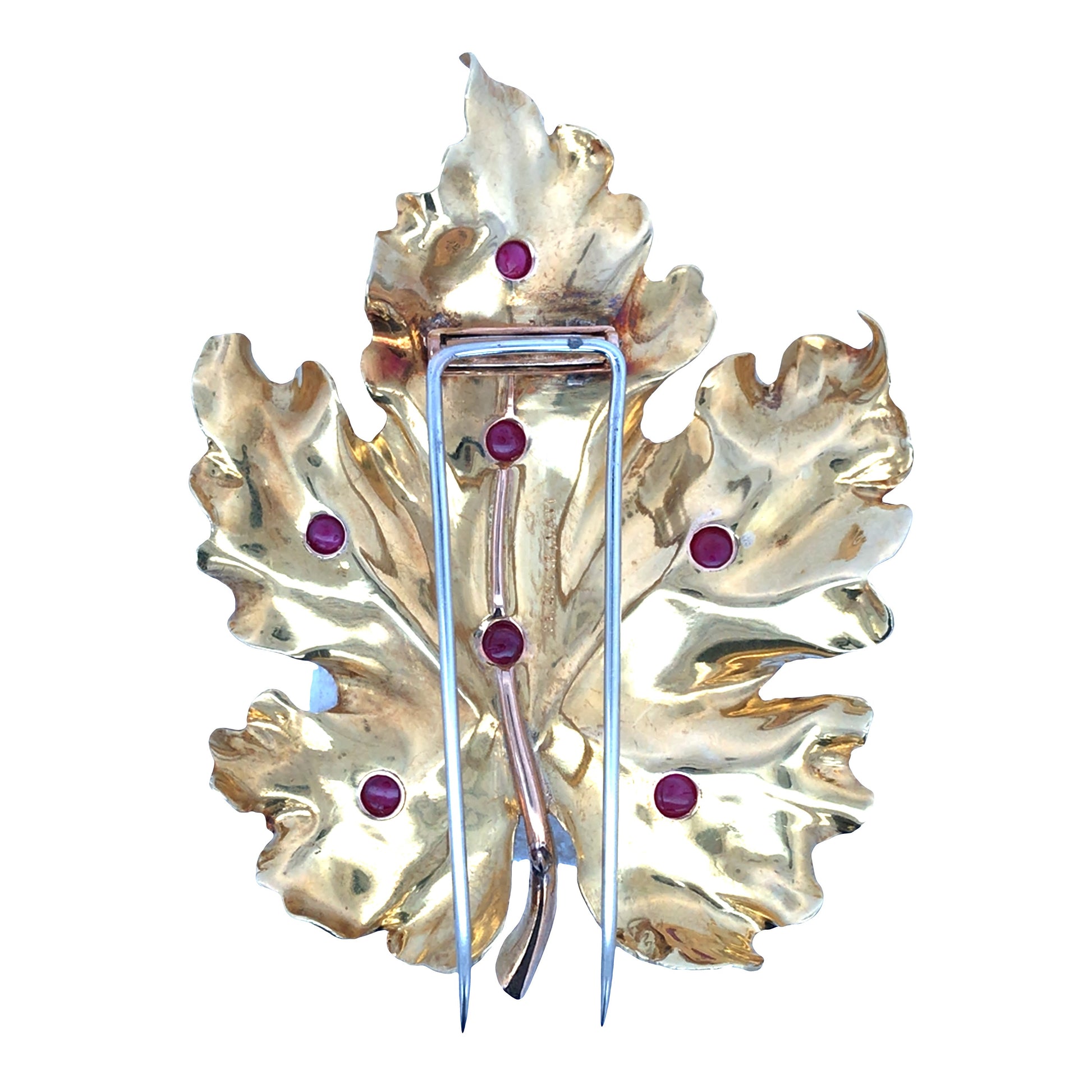 Buccellati, 18K Gold Ruby Leaf Brooch Buccellati