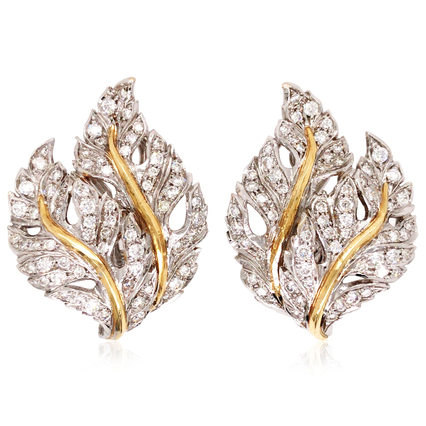 Buccellati, 18K Gold Diamond Leaf Earrings