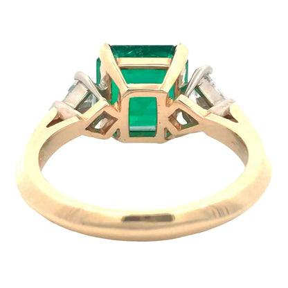 18K Gold 3.33ct Colombia minor Emerald Diamond Ring, AGL