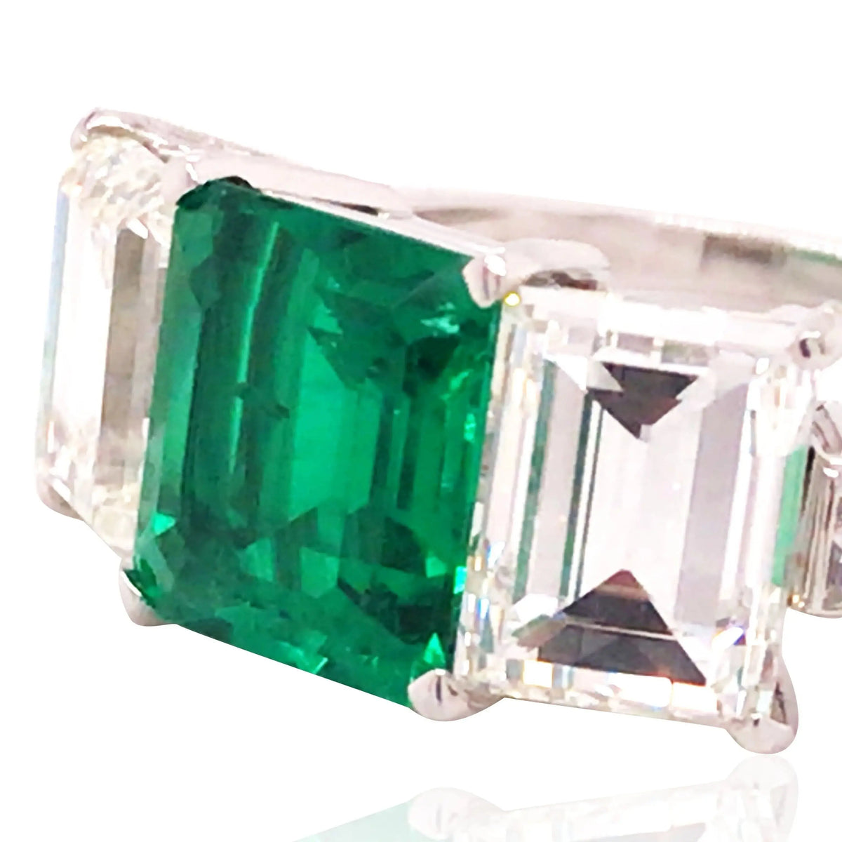 2.27ct Colombia no-oil Emerald Diamond Ring, AGL, GIA