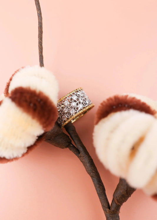 Buccellati, Diamond Gold Band Ring Buccellati