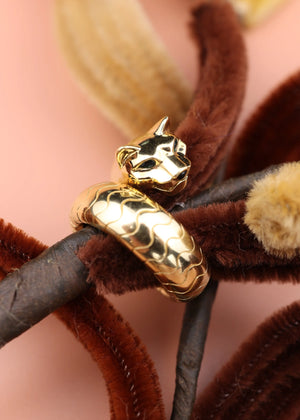 Cartier, 18K Gold Panther Ring