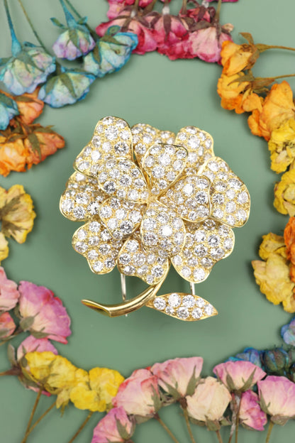 Van Cleef & Arpels, Diamond Gold Flower Brooch VCA