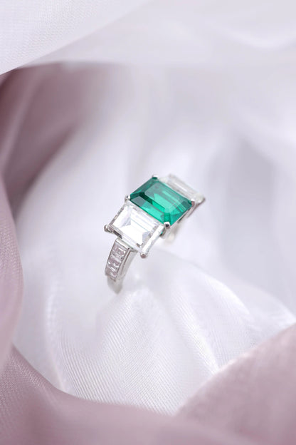 2.27ct Colombia no-oil Emerald Diamond Ring, AGL, GIA