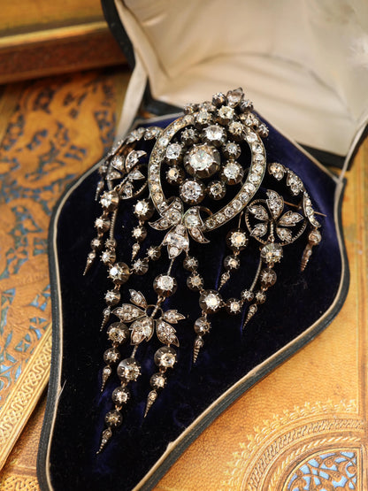 Bapst, Silver-top-Gold Diamond Brooch