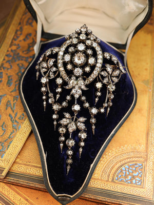 Bapst, Silver-top-Gold Diamond Brooch