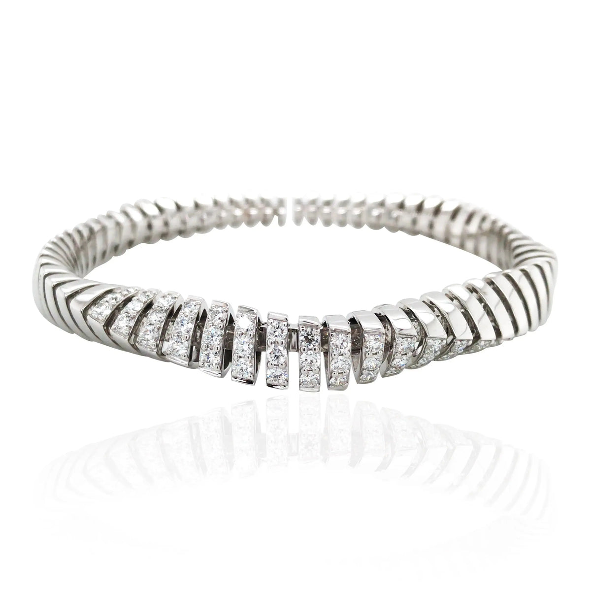 Ferri Firenze, 18K Gold Diamond Bangle