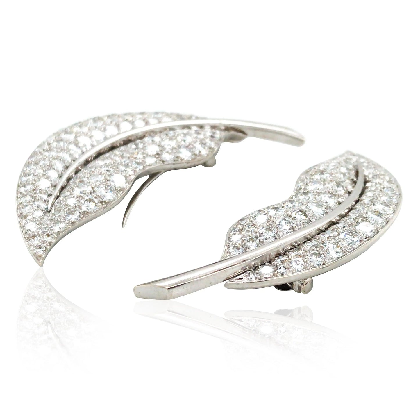 Van Cleef & Arpels, 18K Gold Diamond Leaf Brooch