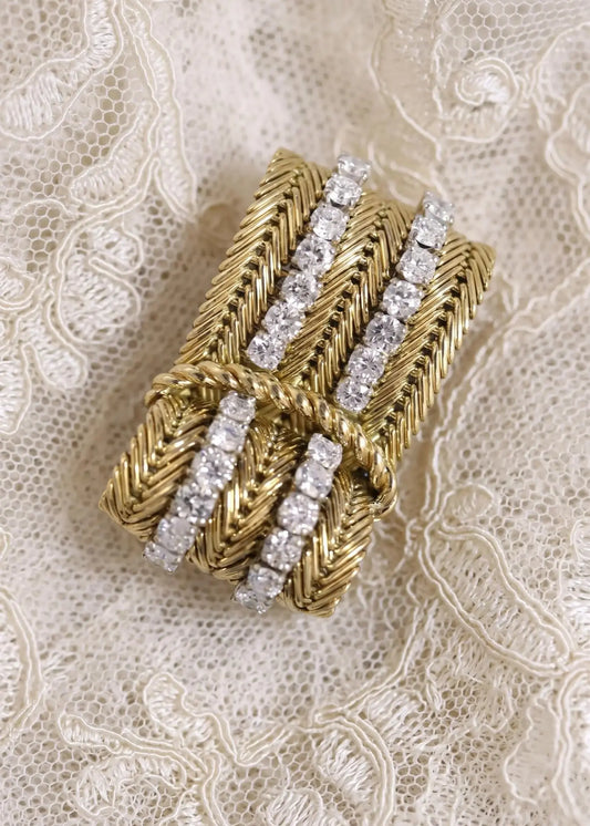 Van Cleef & Arpels, 18K Gold Diamond Brooch