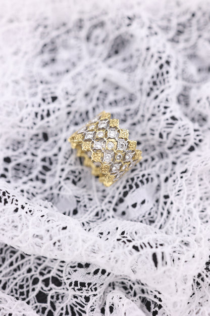 Buccellati, 18K Gold Diamond ring