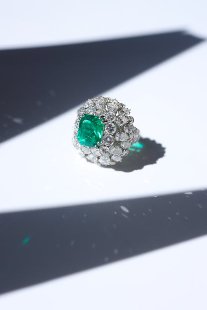 David Webb, Platinum Colombia minor Emerald Diamond Ring, AGL