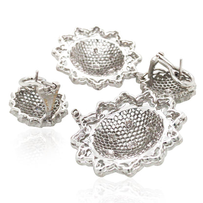 Buccellati, 18K Gold Diamond Earrings Buccellati
