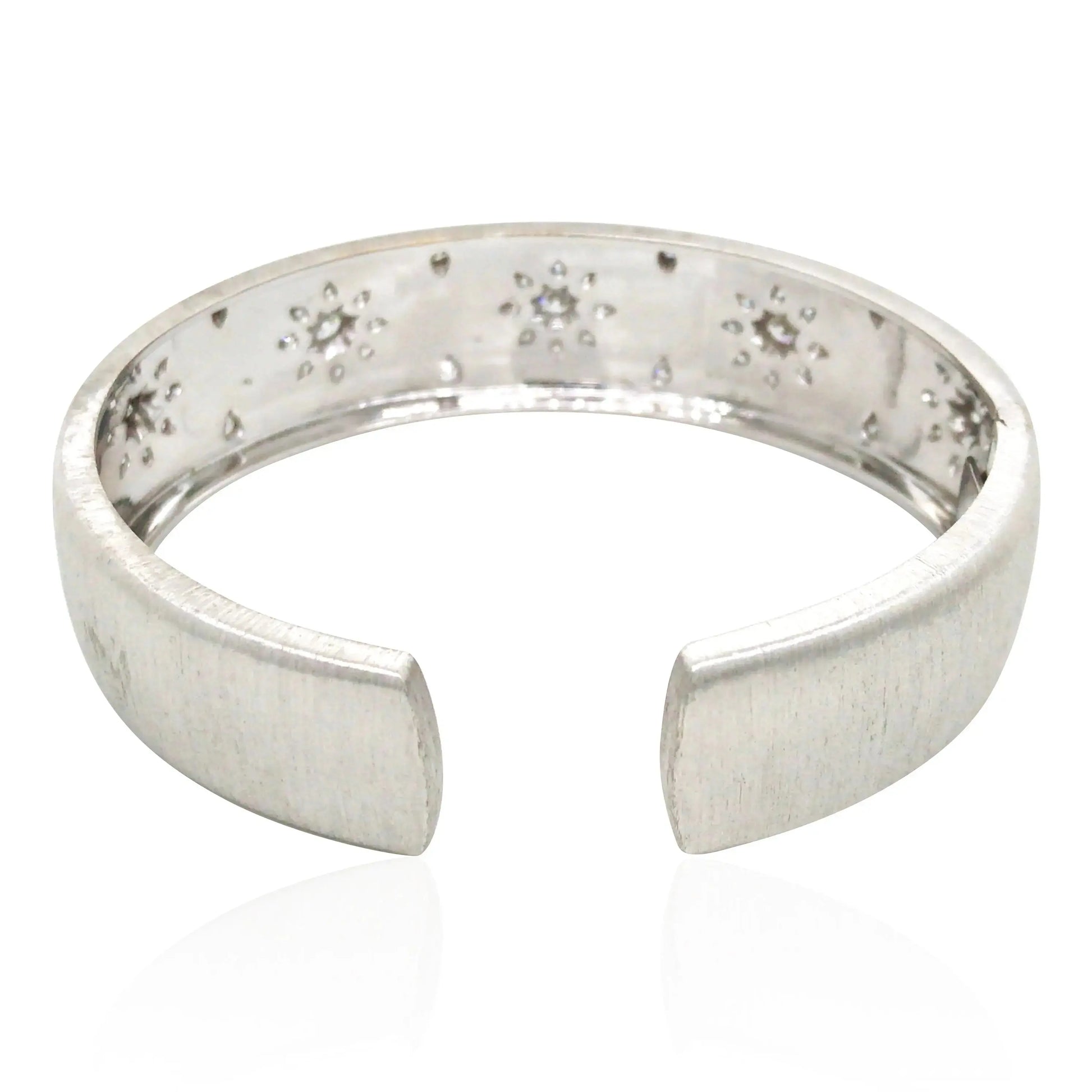 Buccellati, 18K Gold Bangle Lueur Jewelry