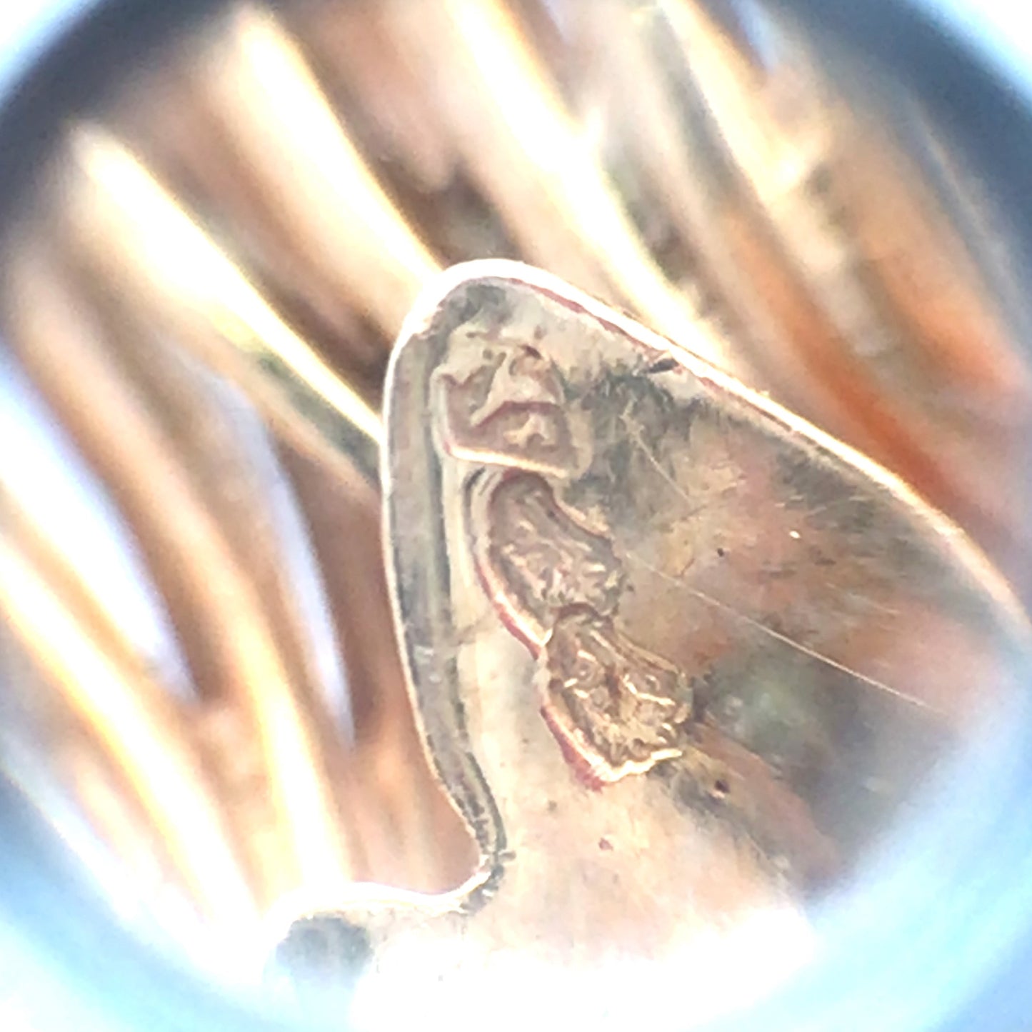 Cartier, 18K Gold Gemstone Diamond Flower Brooch Cartier