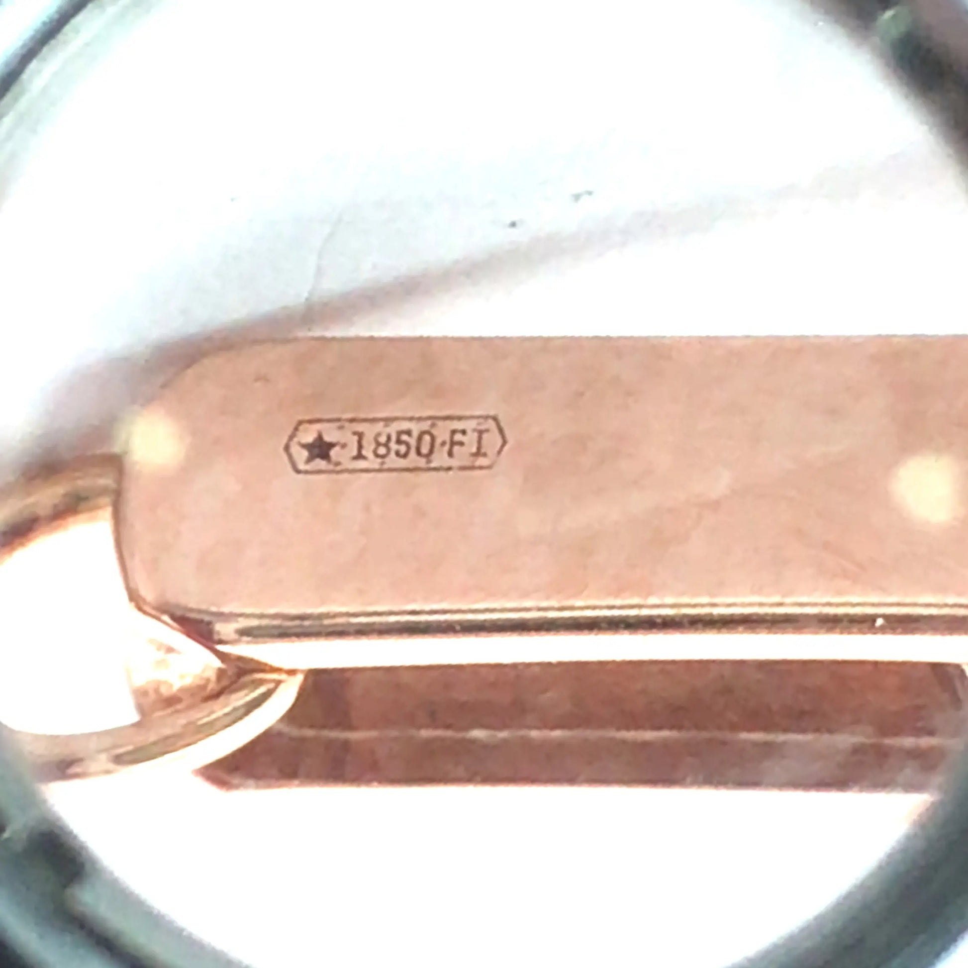 Ferri Firenze, 18K Gold Diamond Pendant Necklace Ferri Firenze