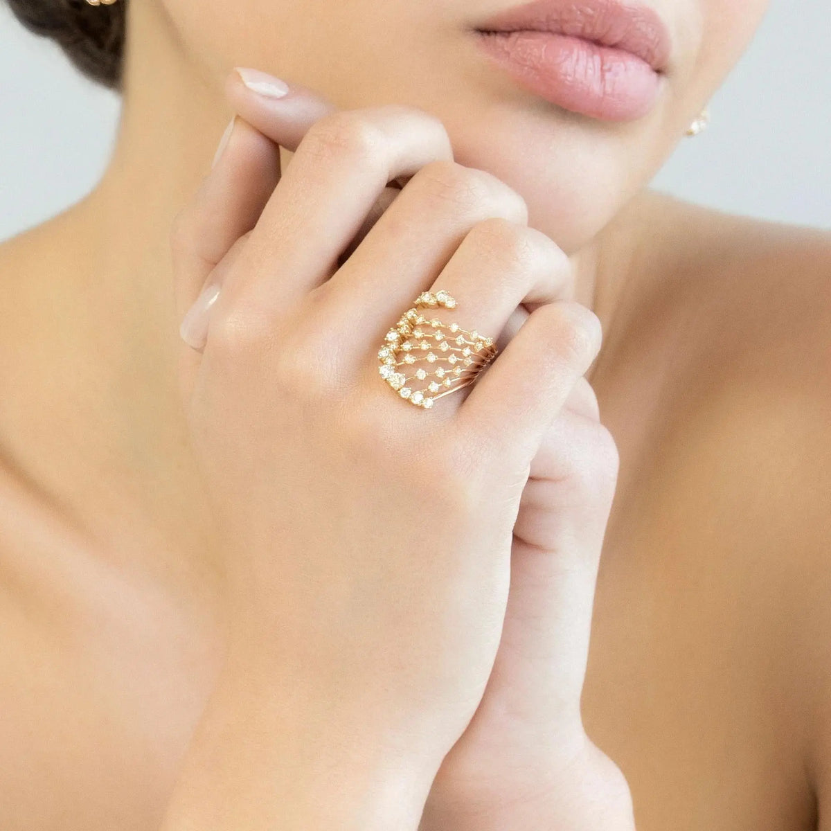Ferri Firenze, 18K Gold Diamond Earrings