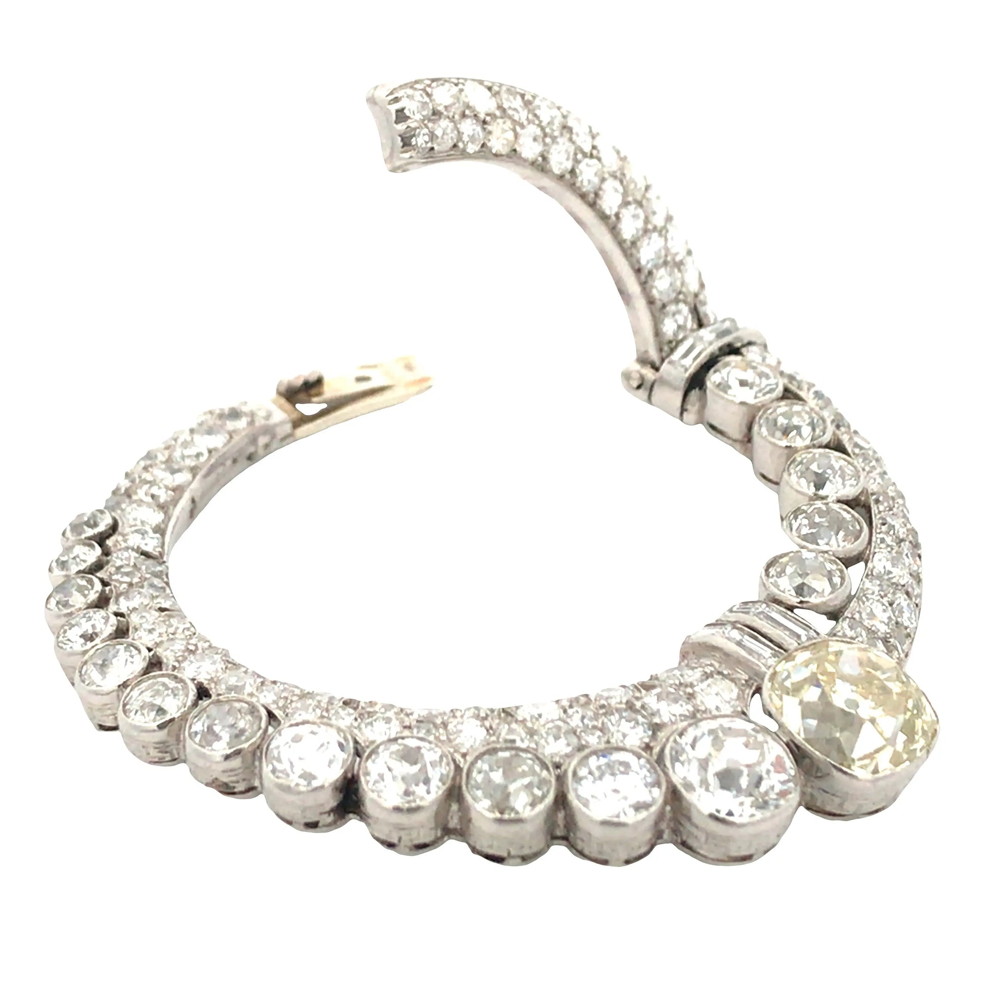 Van Cleef & Arpels, 18K Gold Diamond Circle Brooch, IAJA VCA