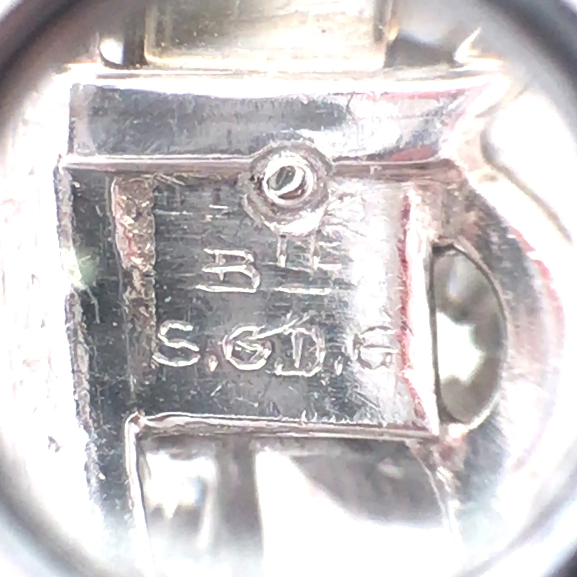 Van Cleef & Arpels, 18K Gold Diamond Circle Brooch, IAJA VCA