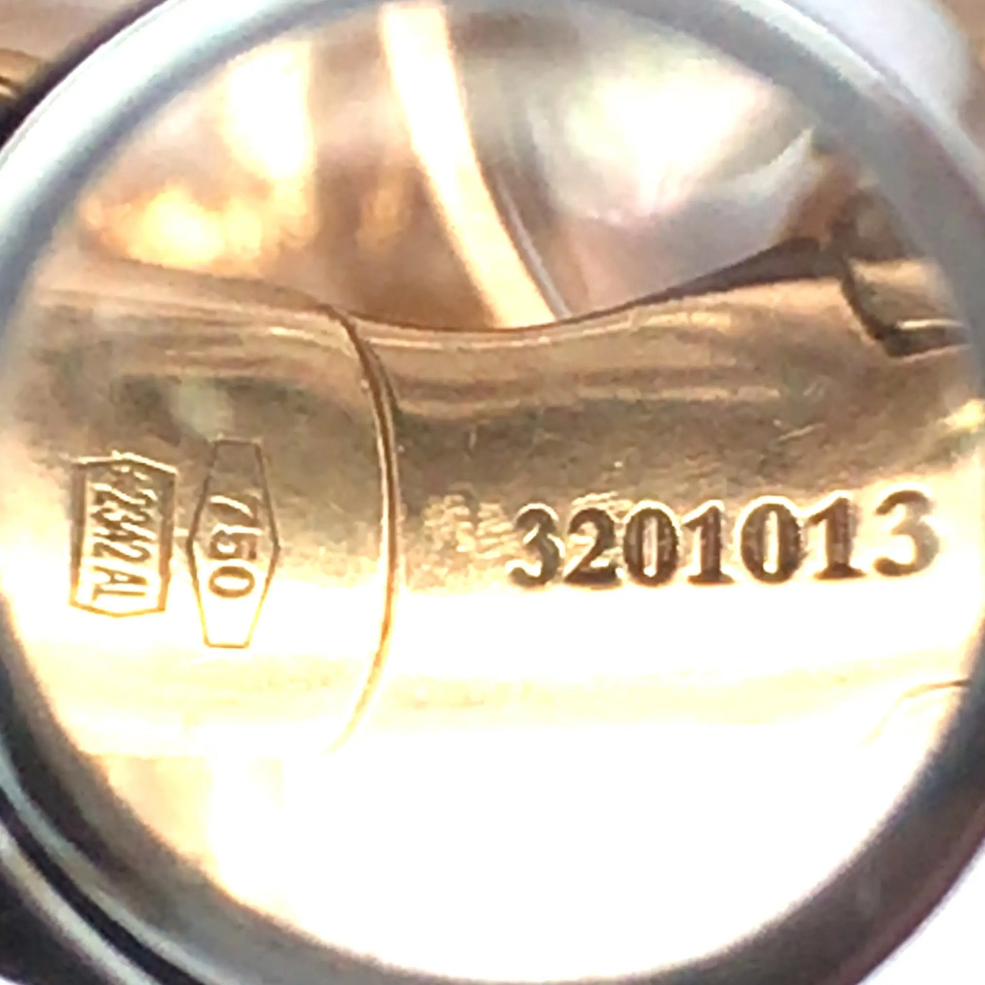 Marina B, 18K Gold Mother-of-Pearl Necklace Marina B