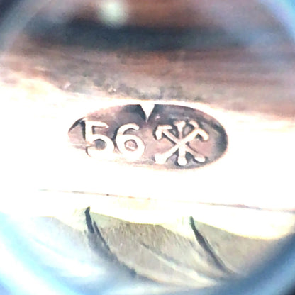 Round Gold Box with Jade Lueur Jewelry