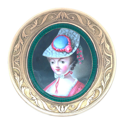 Rould Gold Box with Porcelain Painting Lueur Jewelry
