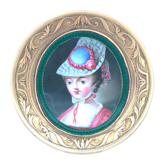 Rould Gold Box with Porcelain Painting Lueur Jewelry