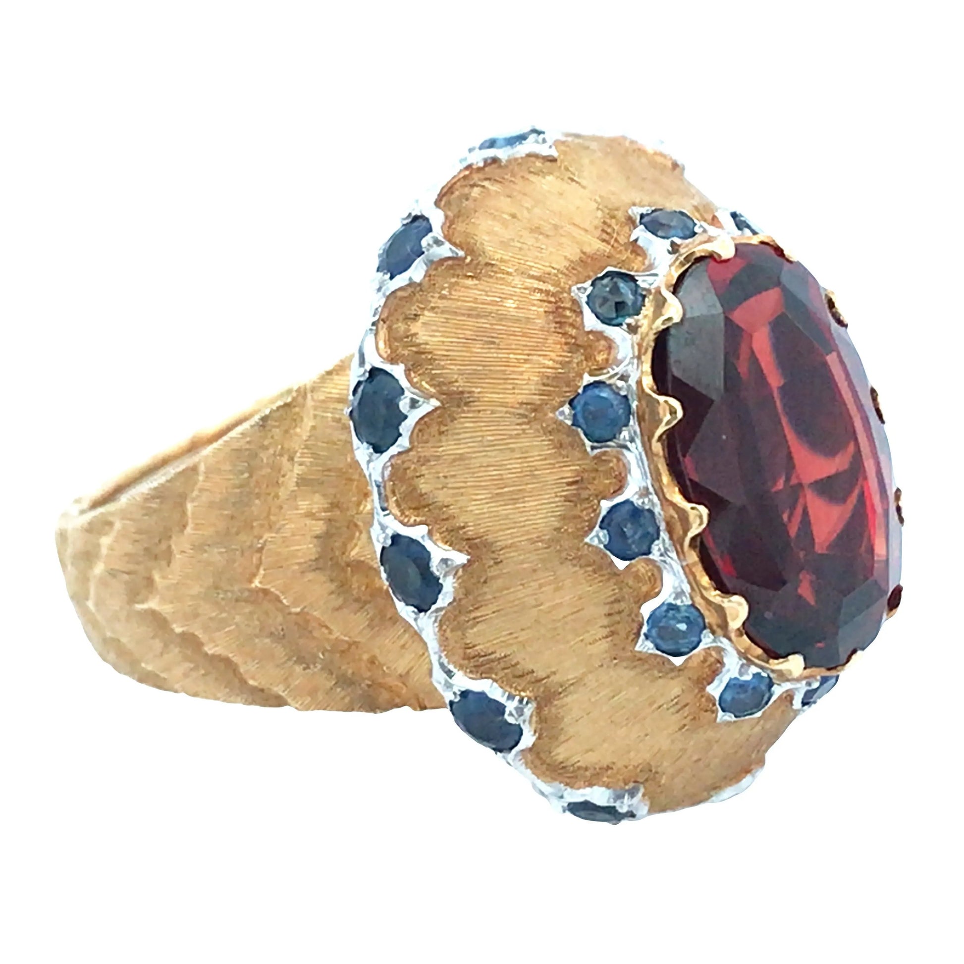 Buccellati, 18K Gold Garnet Sapphire Dome Ring Buccellati