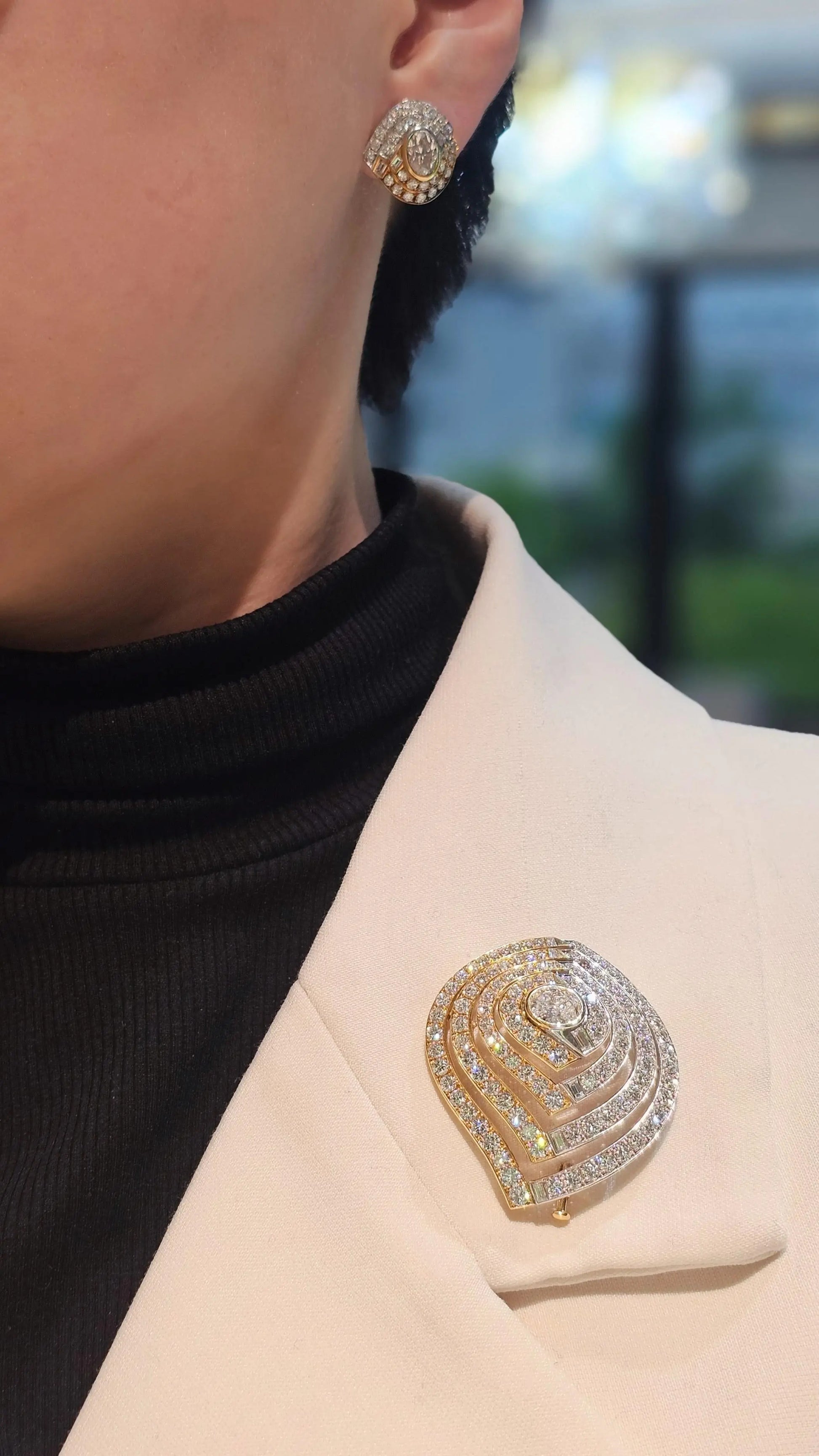 Bvlgari, 18K Gold Diamond Brooch and Earrings