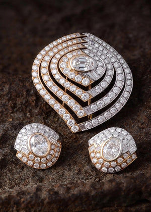 Bvlgari, 18K Gold Diamond Brooch and Earrings