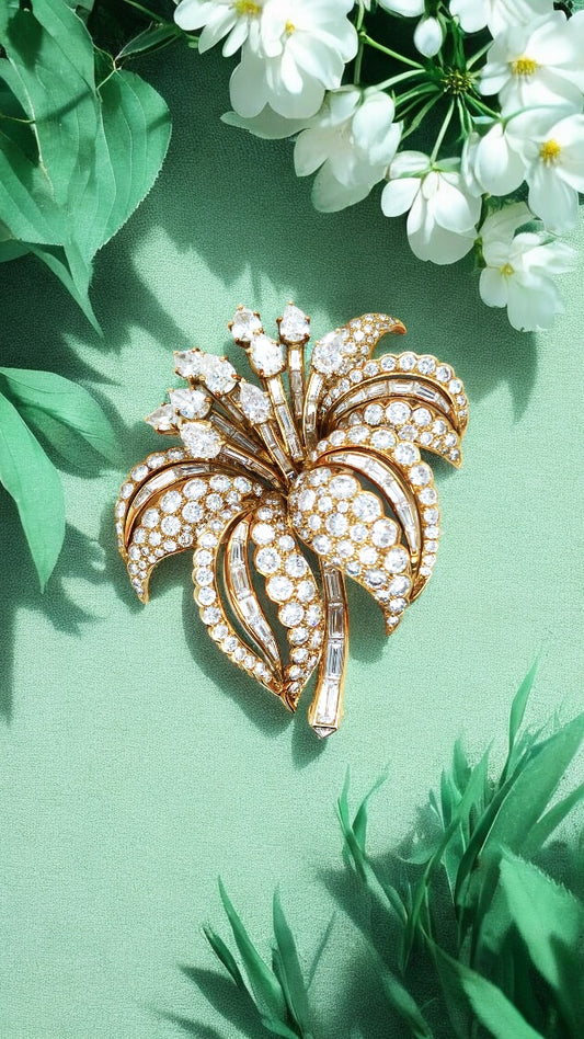 Cartier, 18K Gold Diamond Flower Brooch