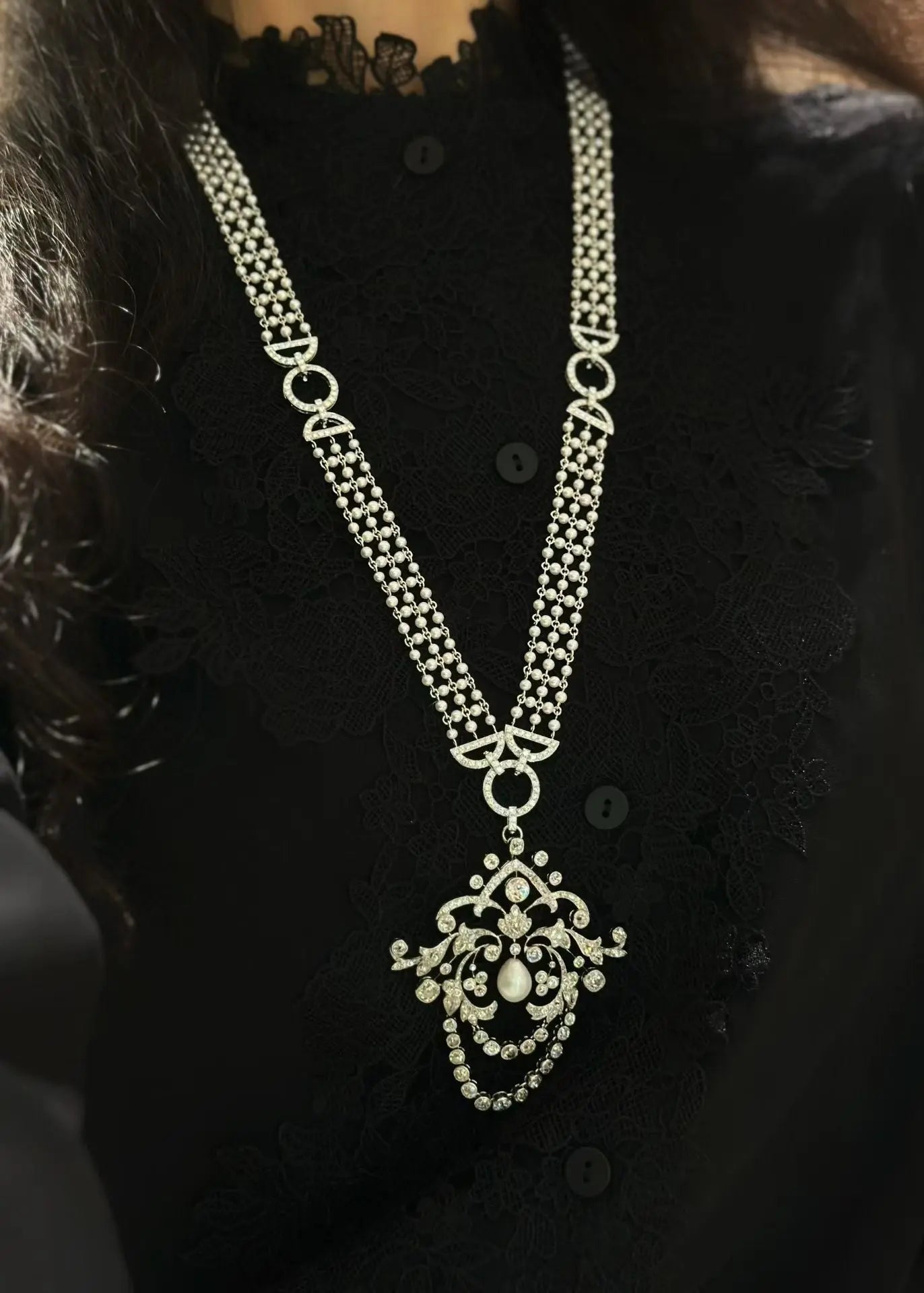 Platinum Diamond Pearl Brooch Lueur Jewelry