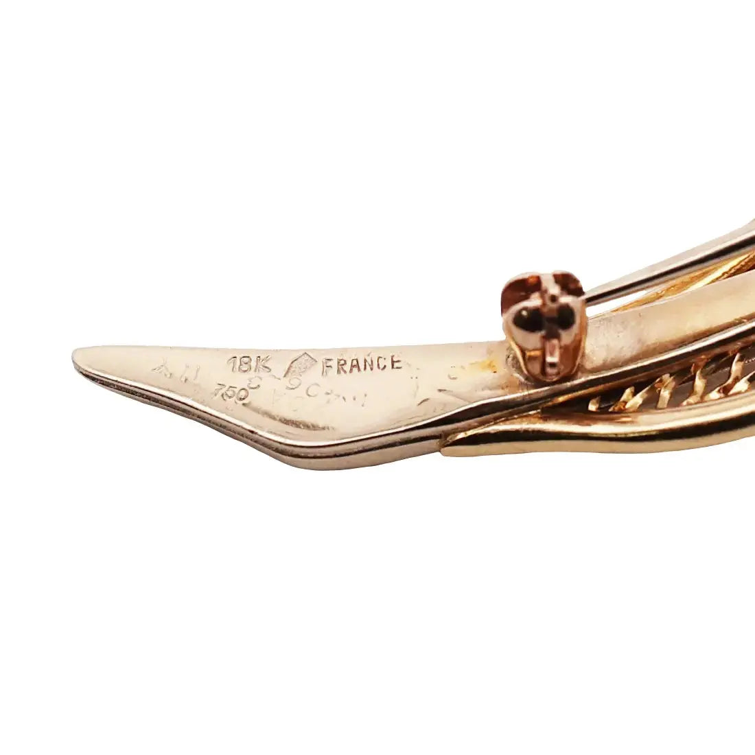 Van Cleef & Arpels, Pair of 18K Gold Feather Brooches VCA