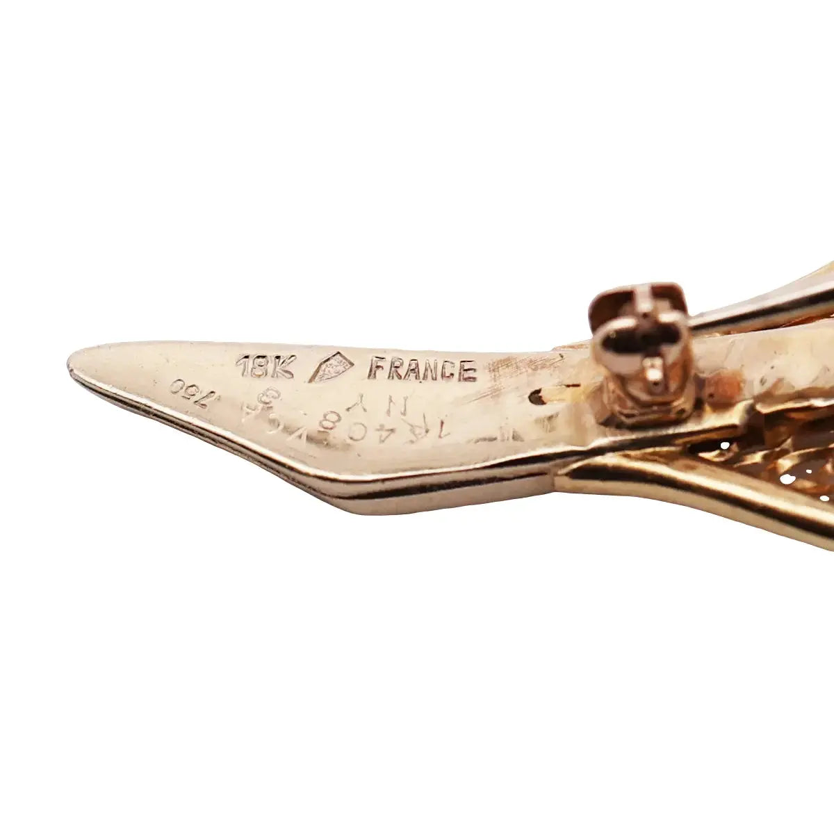 Van Cleef & Arpels, Pair of 18K Gold Feather Brooches VCA