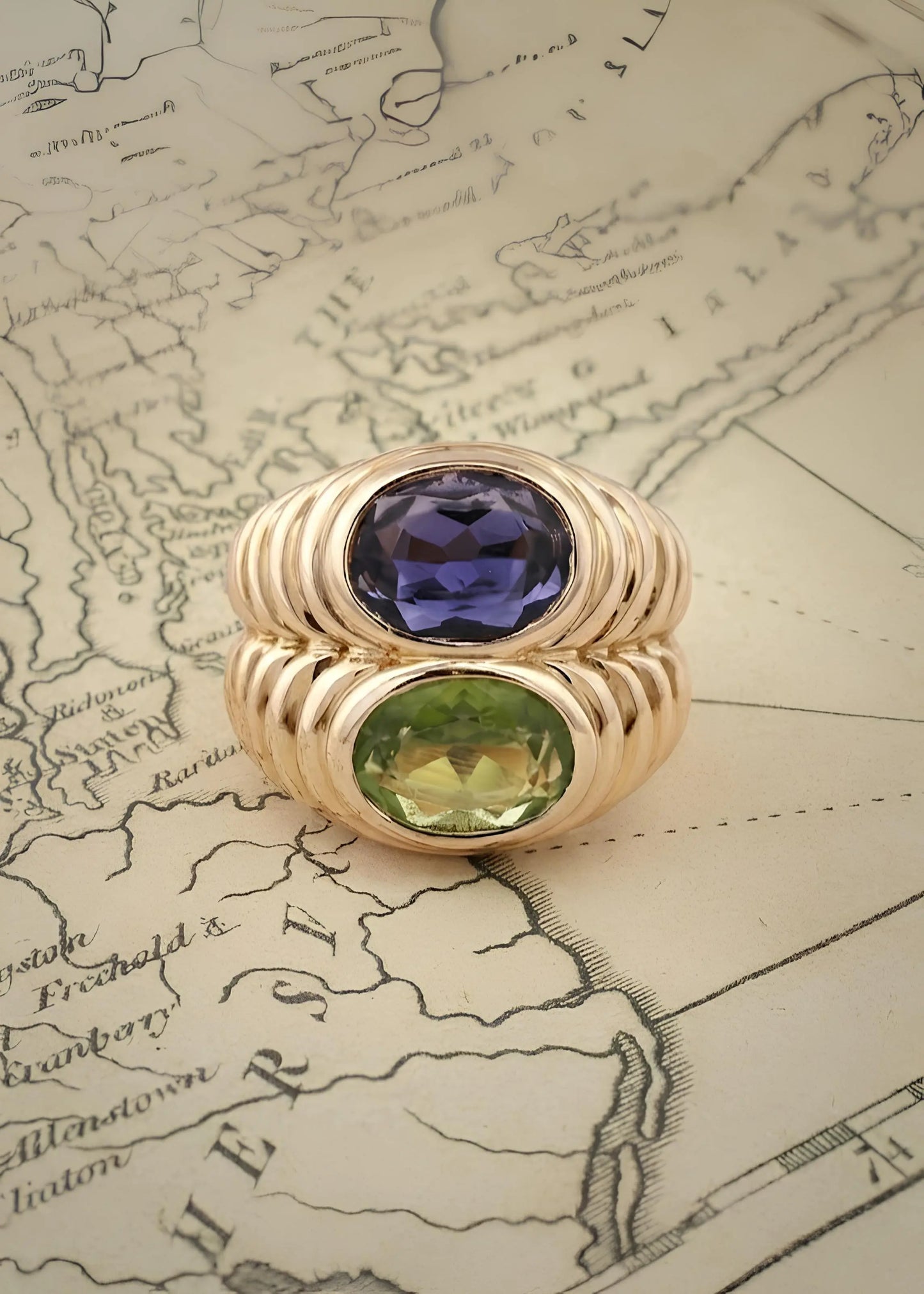 Bvlgari, 18K Gold Peridot Iolite "Doppio" Ring Bvlgari