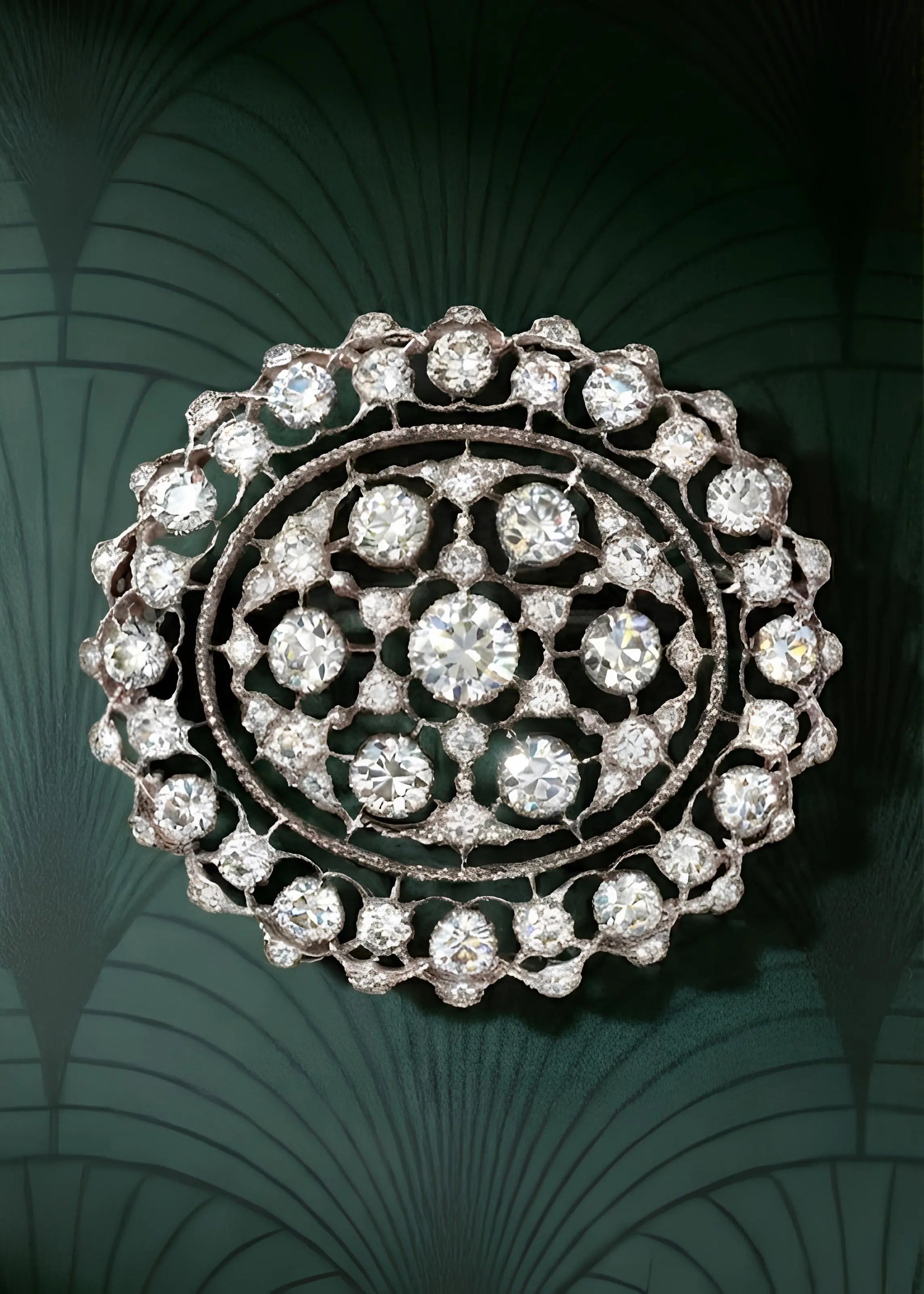Buccellati, 18K Gold Diamond Brooch Buccellati