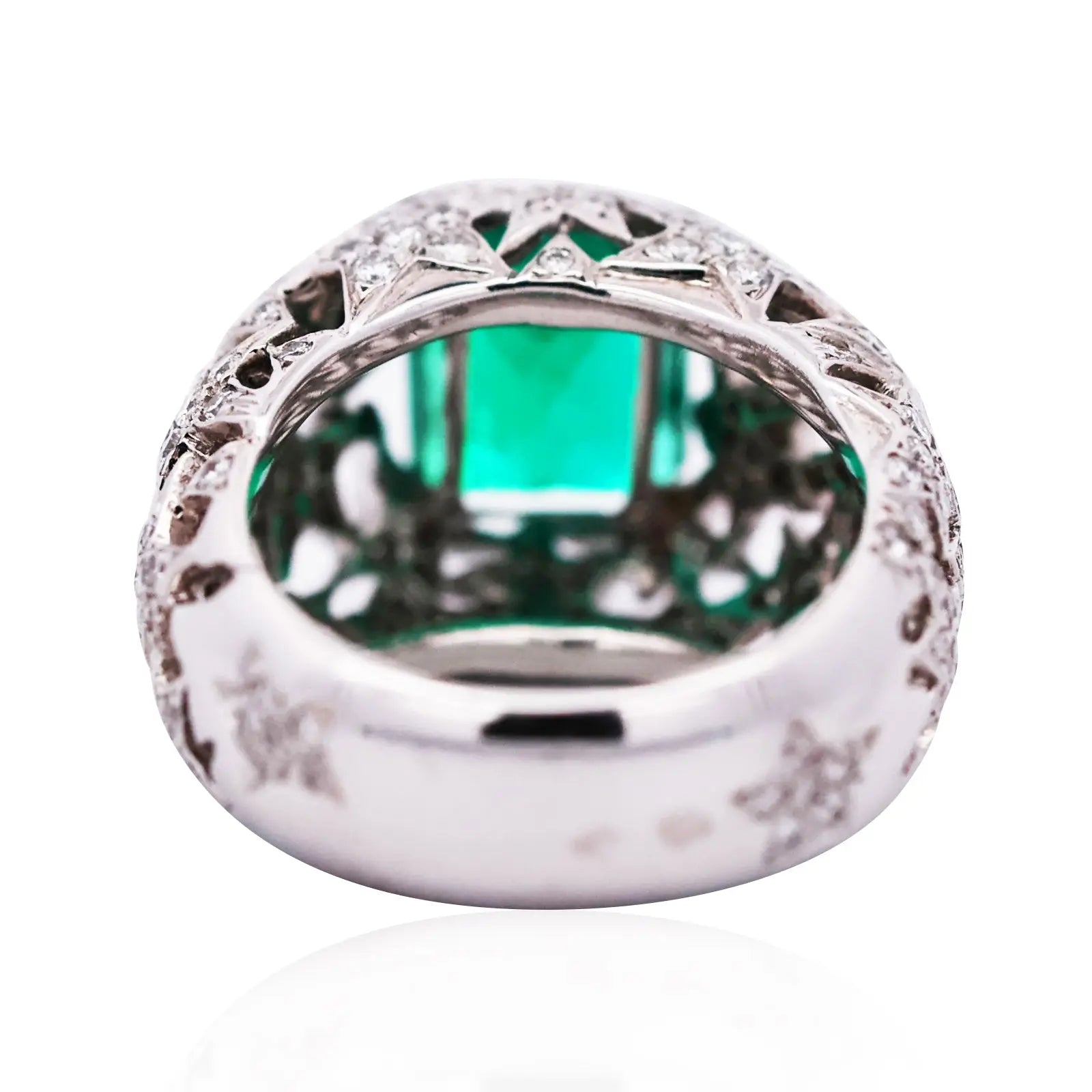 Chanel, 18K Gold Emerald Diamond Ring, AGL Chanel