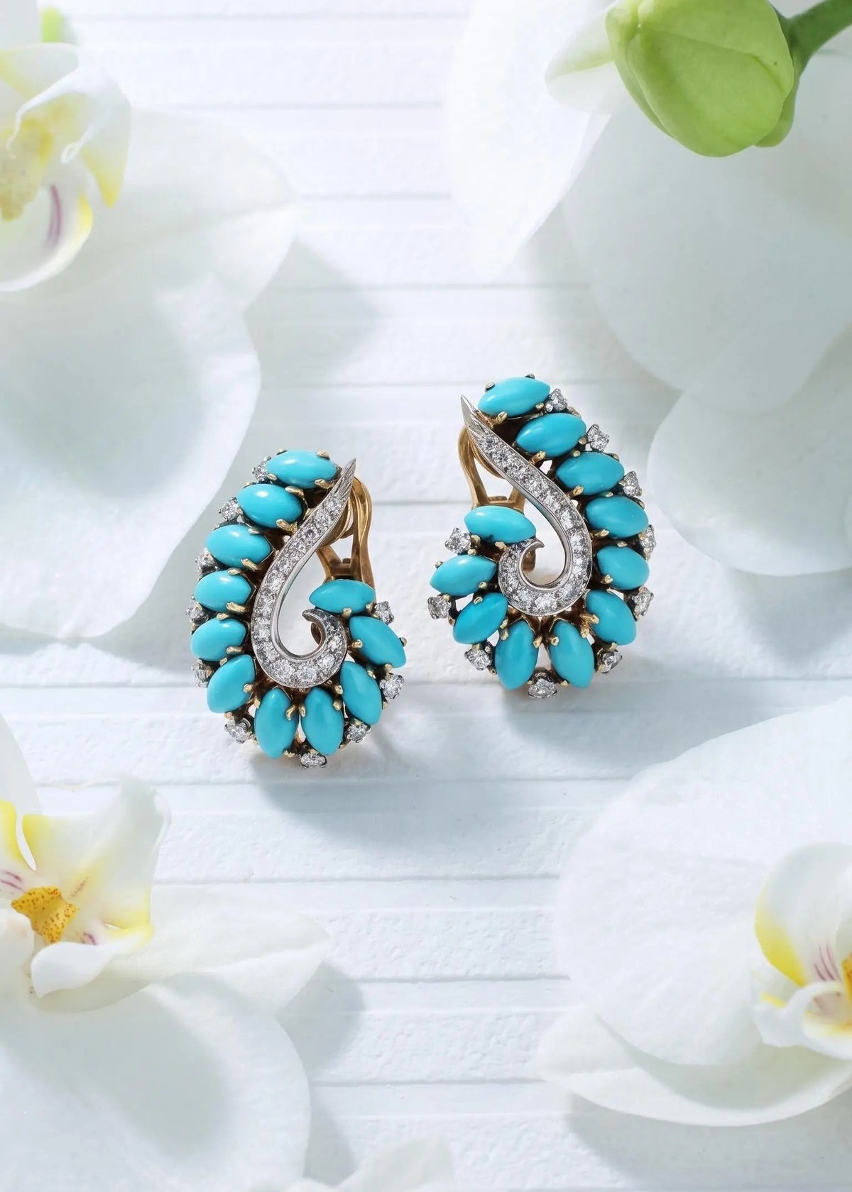 Bvlgari, 18K Gold Turquoise Diamond Earrings