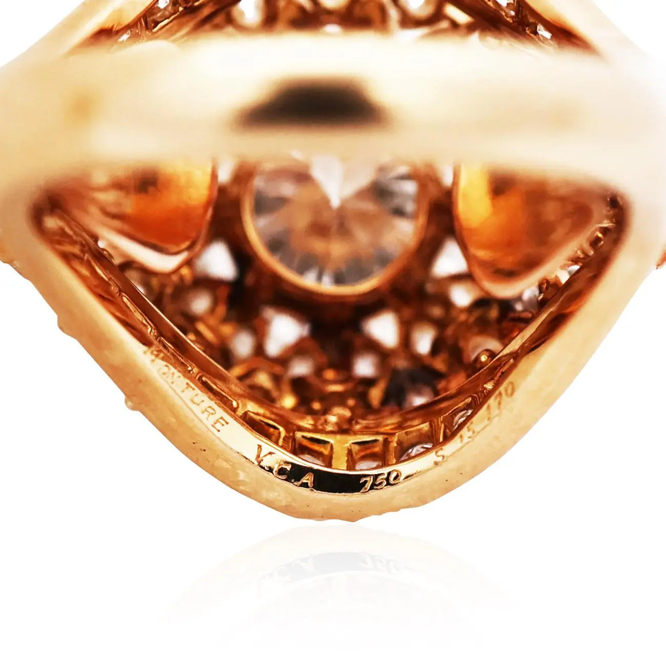 Van Cleef & Arpels, 18K Gold Diamond Ring, GIA