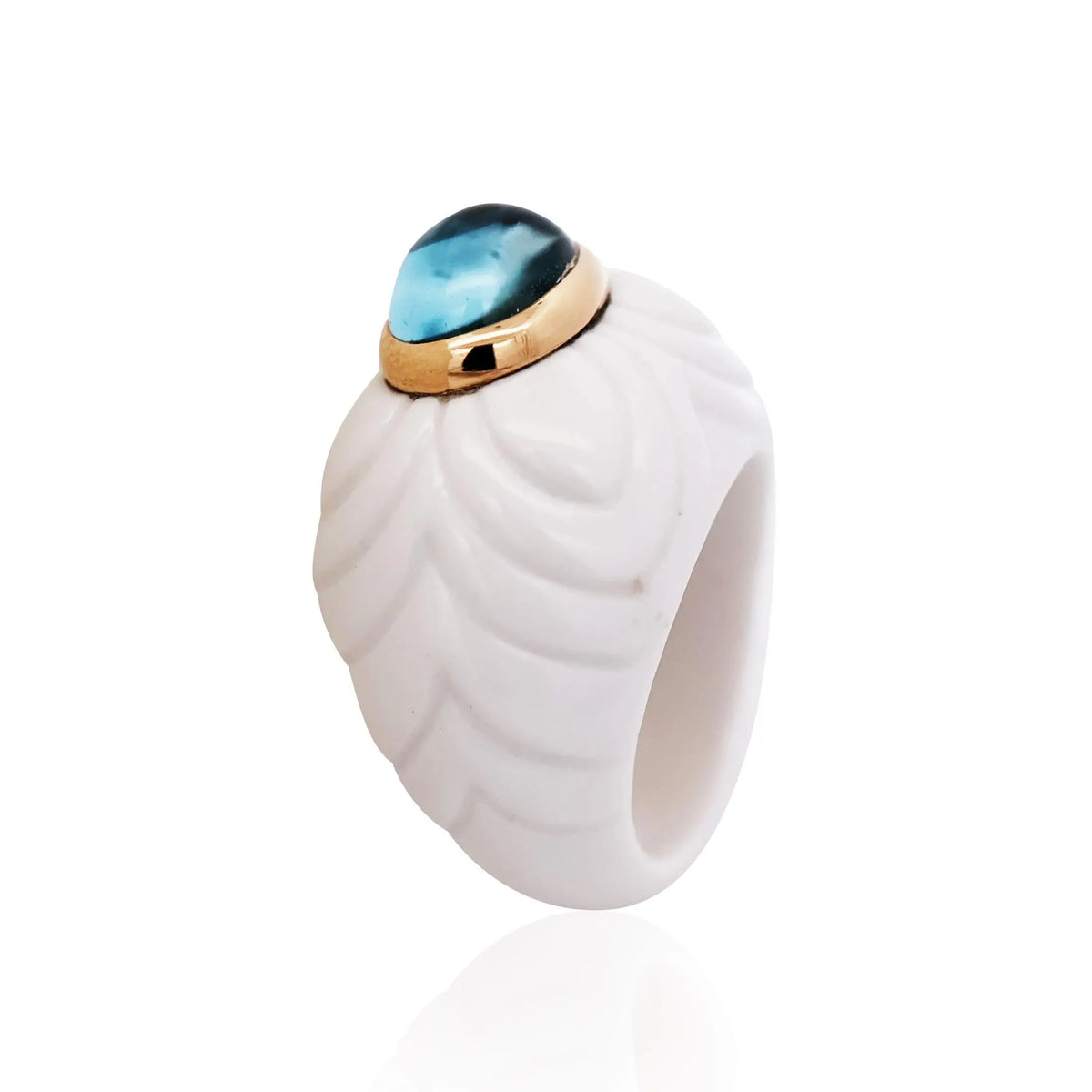 Bvlgari, 18K Gold Topaz Ceramic Ring