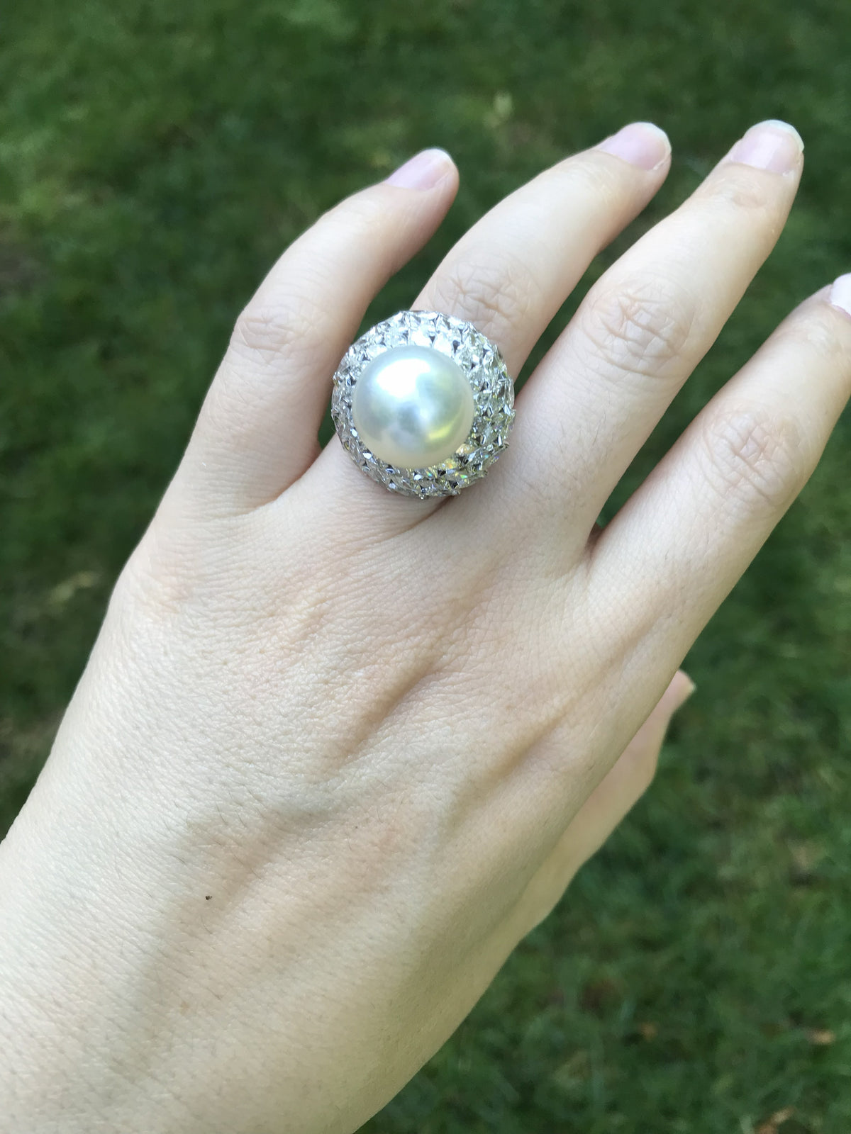 Van Cleef & Arpels, Platinum Pearl Diamond Ring