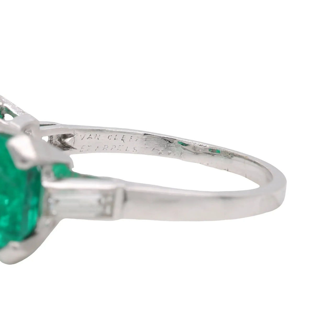 Van Cleef & Arpels, 3.26ct Diamond Emerald Ring, GIA, Certificate Van Cleef & Arpels