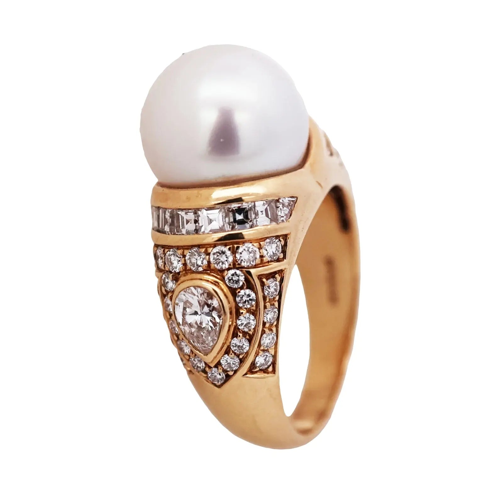 Bvlgari, 18K Gold Pearl Diamond Ring Bvlgari